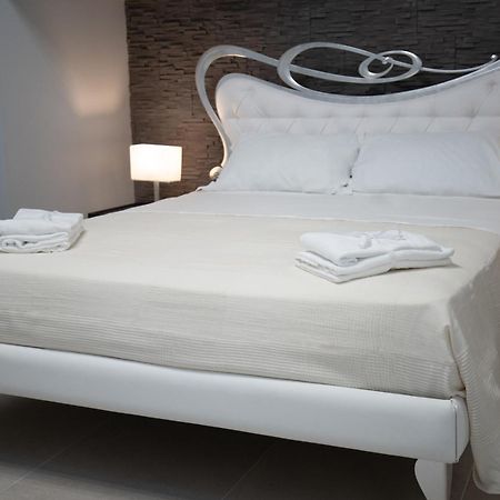 Iitana Luxury Apartment - Fronte Mare Con Vasca Idromassaggio Catania Exterior photo