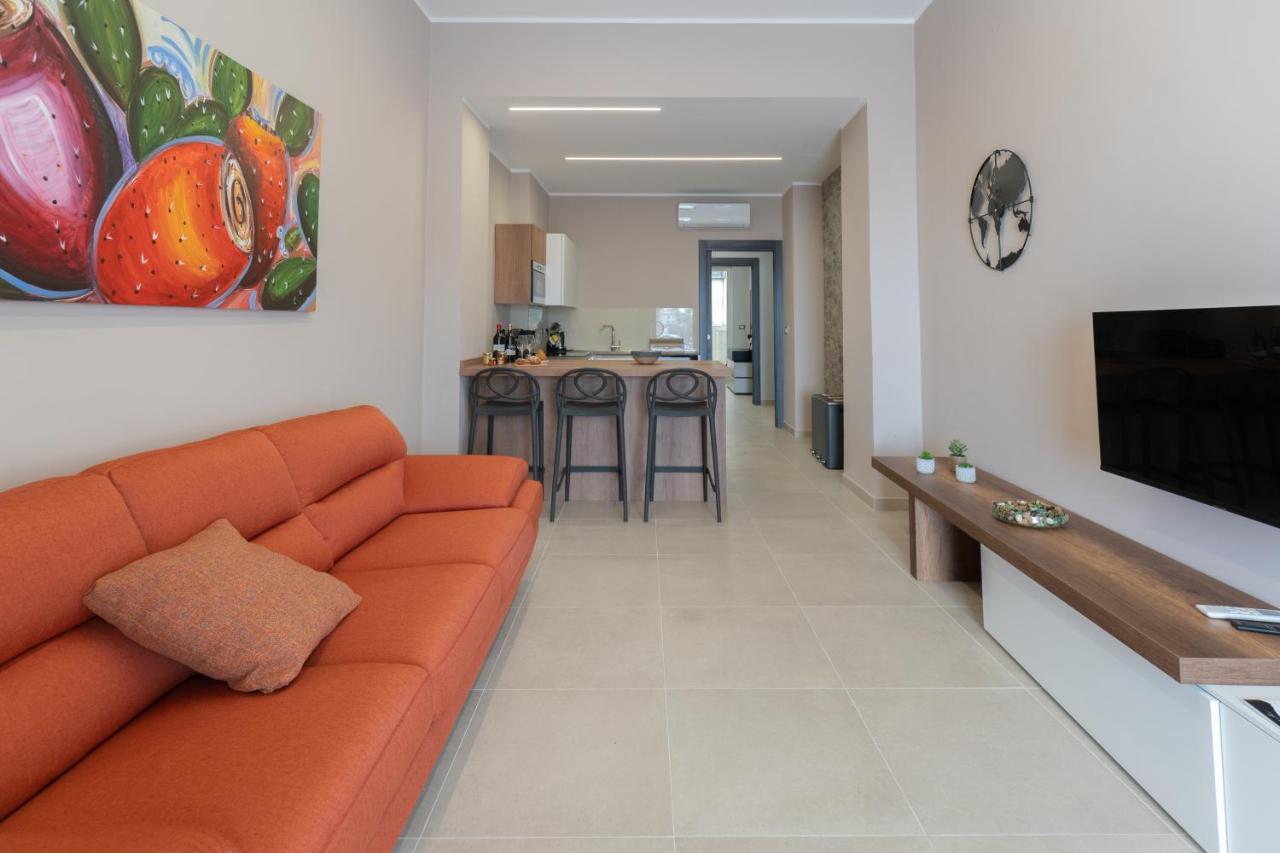 Iitana Luxury Apartment - Fronte Mare Con Vasca Idromassaggio Catania Exterior photo