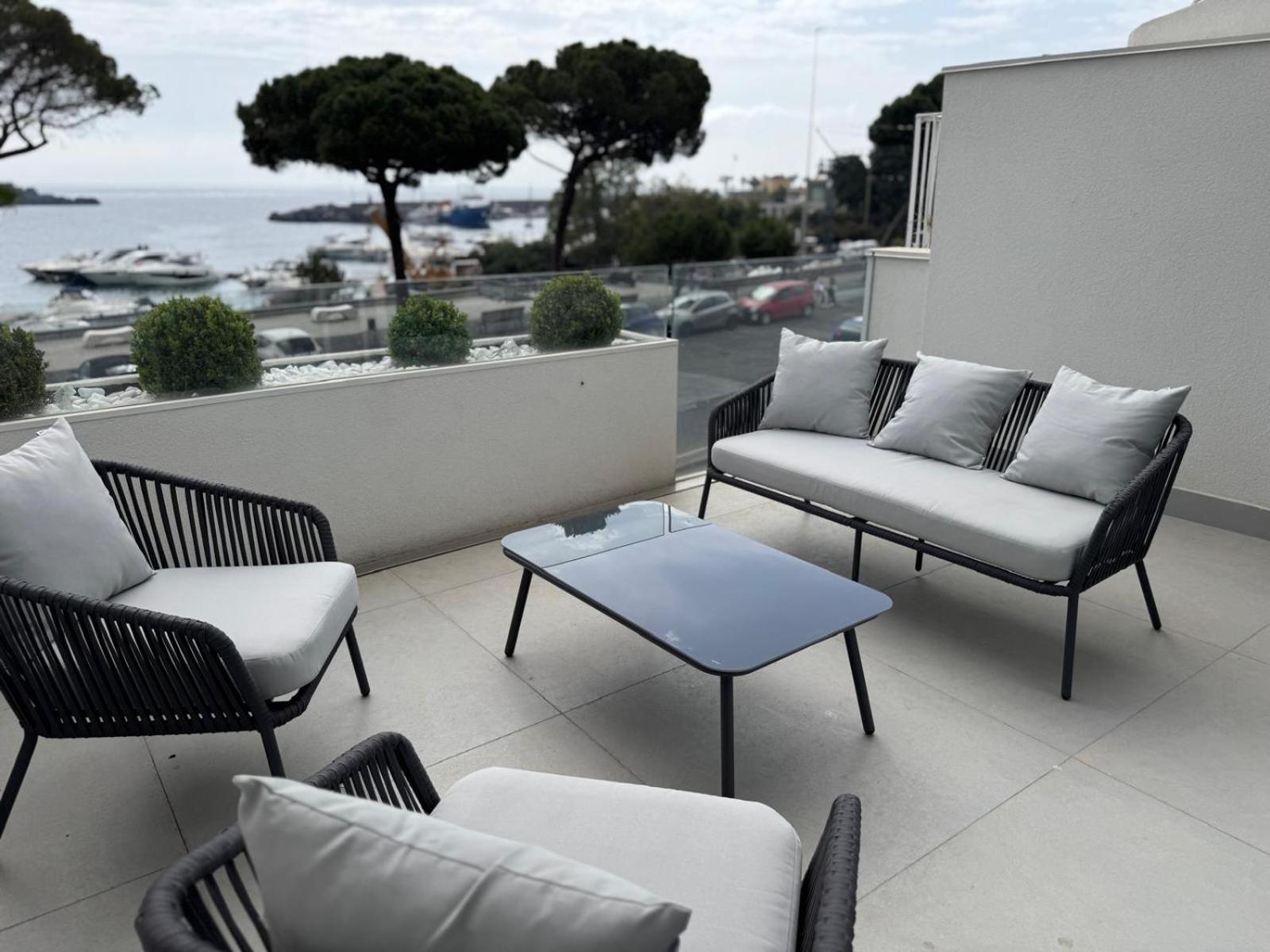 Iitana Luxury Apartment - Fronte Mare Con Vasca Idromassaggio Catania Exterior photo